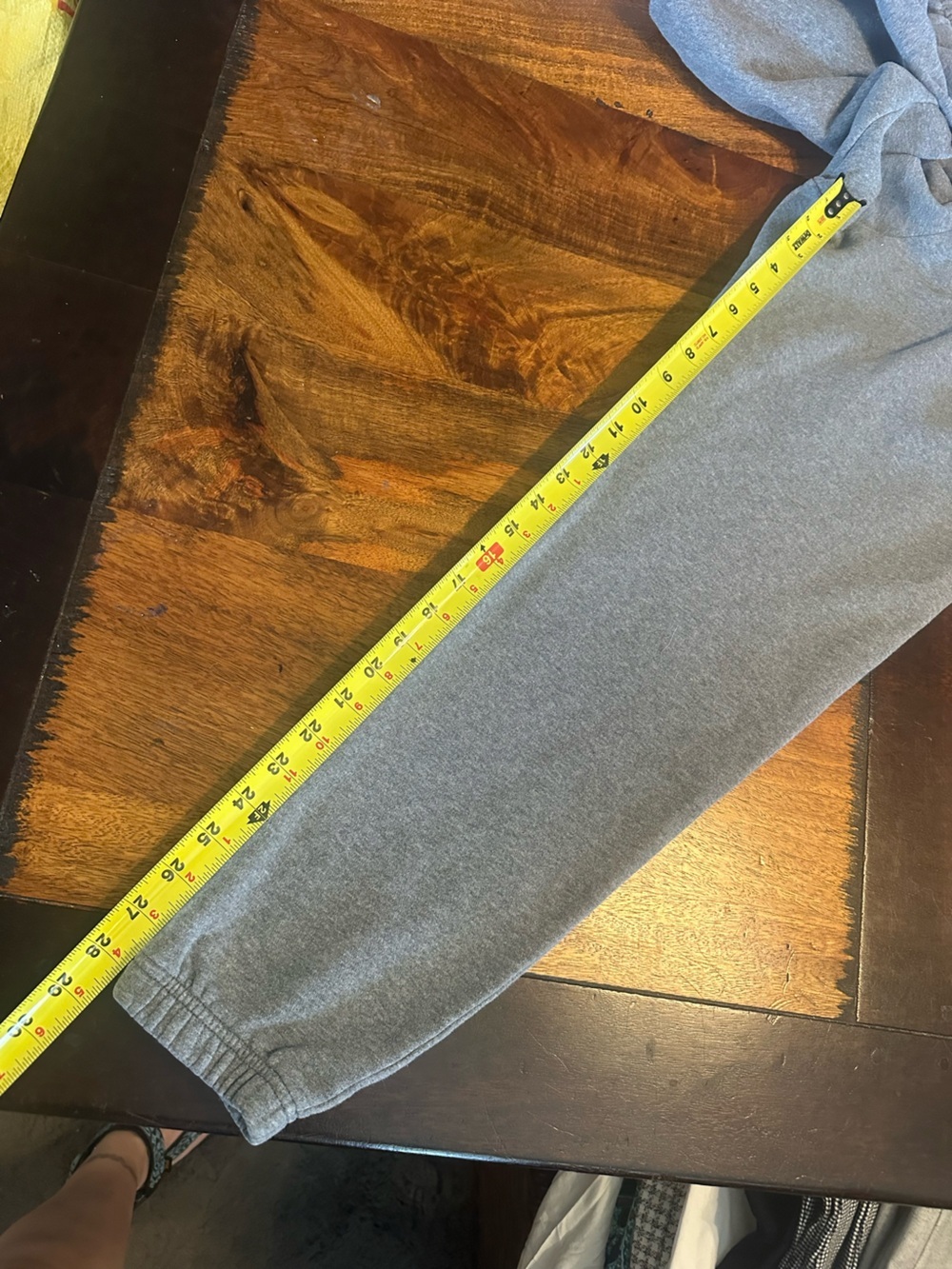 Under Armour sweatpants size medium EUC - Picture 4 of 5
